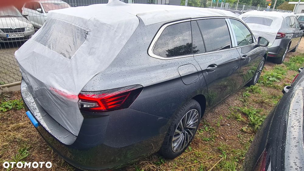 Skoda Superb 2.0 TDI SCR 4x4 L&K DSG - 8