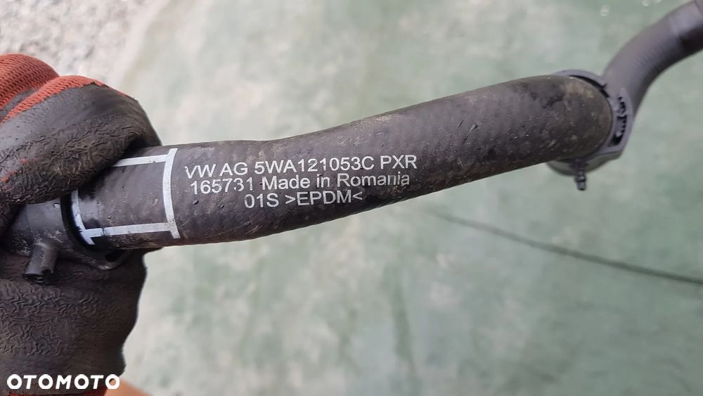 SKODA OCTAVIA IV RURA WĄŻ PRZEWÓD WODY ZBIORNIK WYRÓWNAWCZY 5WA121053C  5Q0121809A 5Q0121407Q - 3