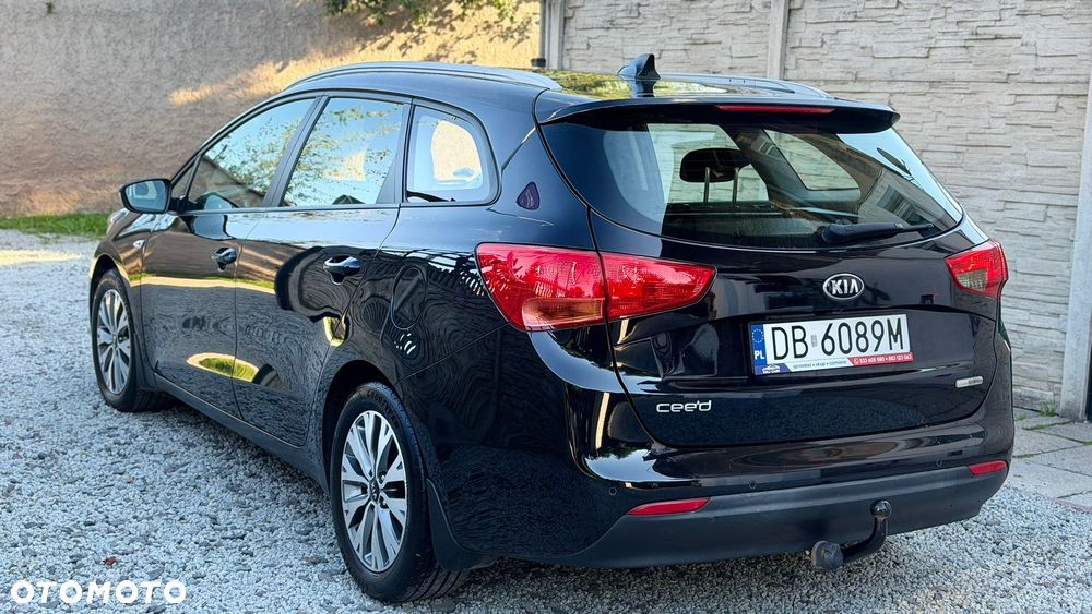 Kia Ceed - 14
