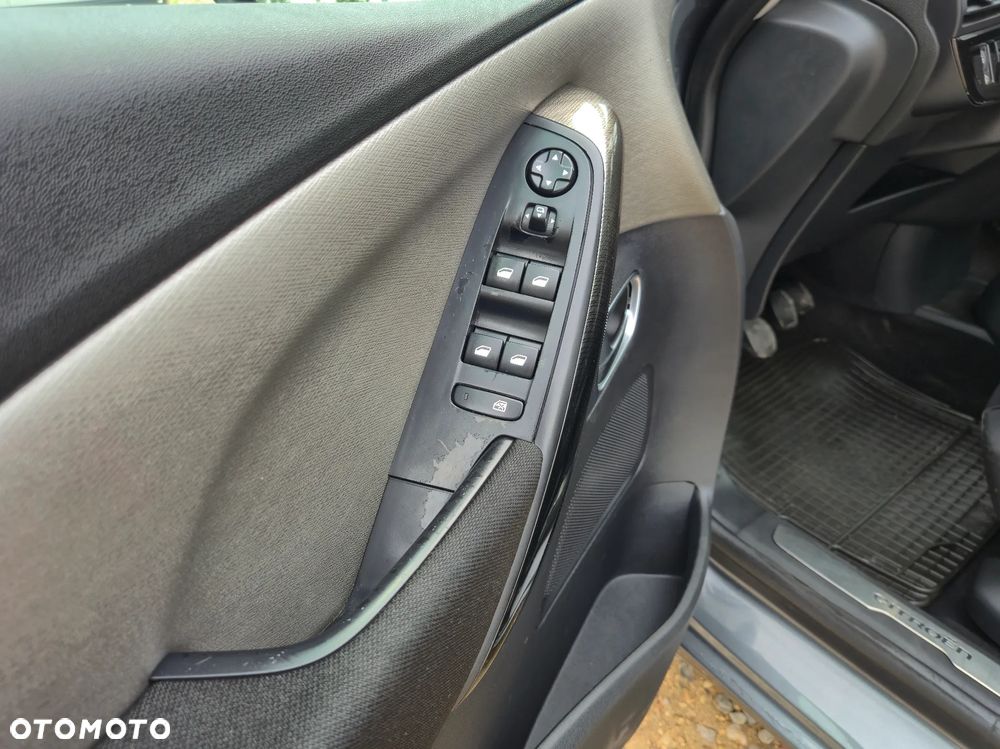 Citroën C4 Grand Picasso 1.6 e-HDi Exclusive - 24