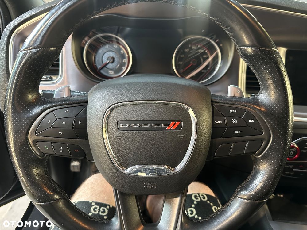 Dodge Charger 5.7 R/T - 13