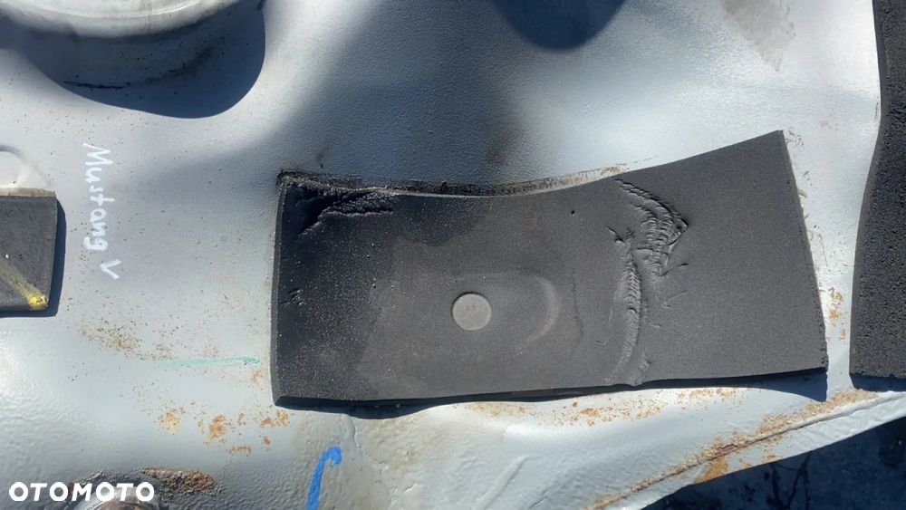 ZBIORNIK PALIWA FORD MUSTANG V 10-14 AR33 9K007 AB - 8