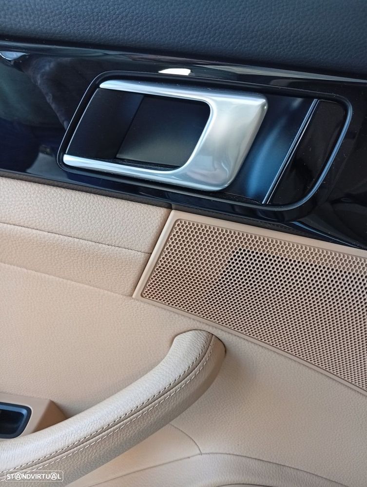 Porsche Panamera Sport Turismo 4 E-Hybrid Platinum Edition - 24