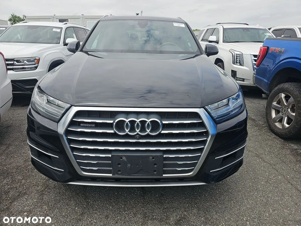 Audi Q7 3.0 TFSI Quattro Tiptronic - 2