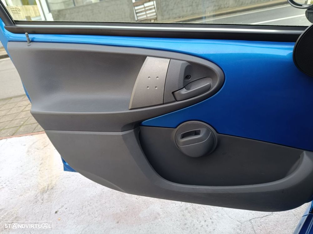 Citroën C1 1.0 VTi Shine ETG - 6