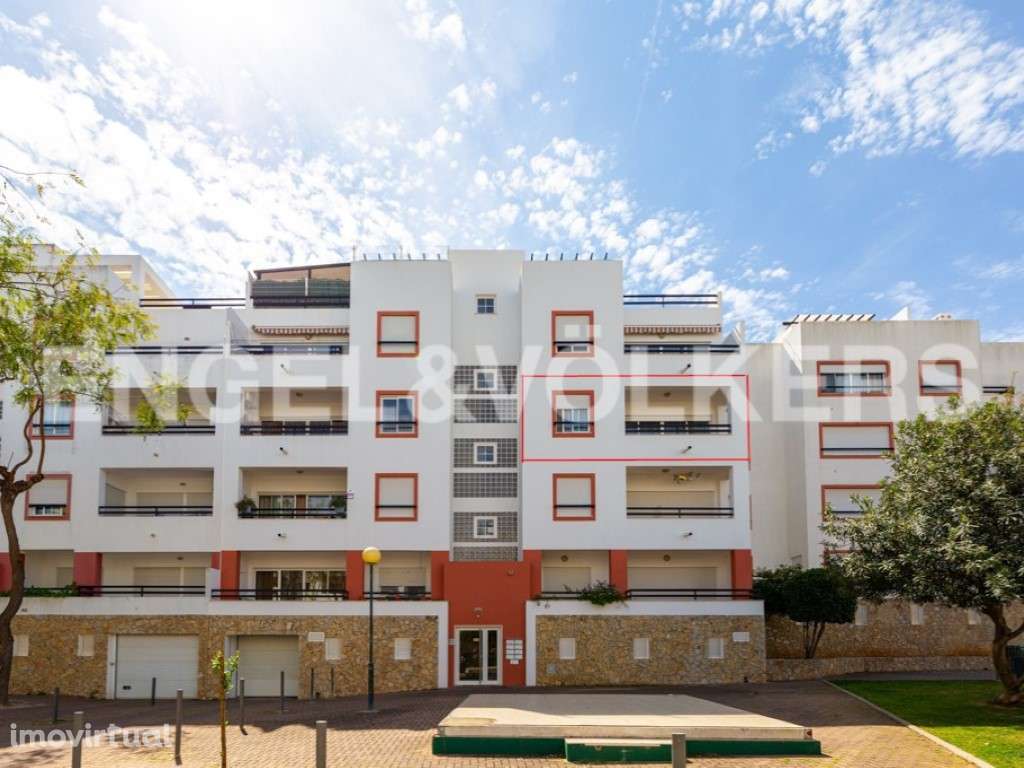 ELEGANTE MORADIA T4 COM ORIGEM TRADICIONAL - Grande imagem: 2/44