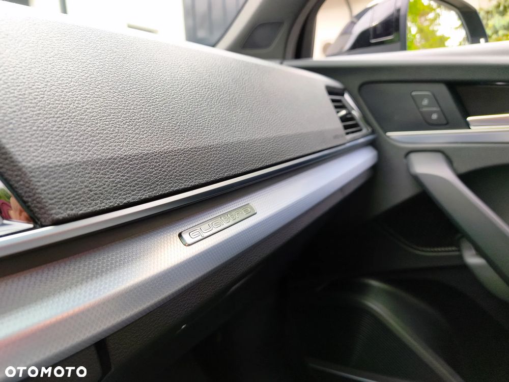 Audi Q5 45 TFSI quattro S tronic S line - 38
