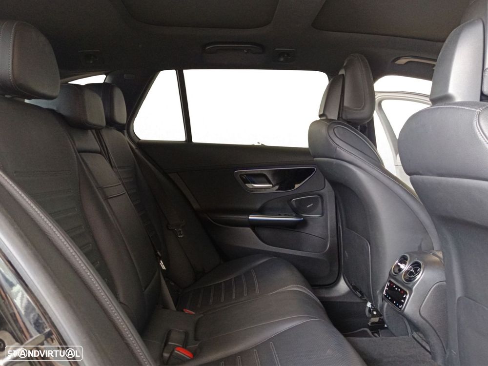 Mercedes-Benz C 300 d AMG Line - 36