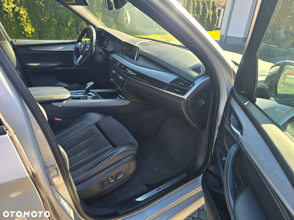 BMW X5 M M50d - 10