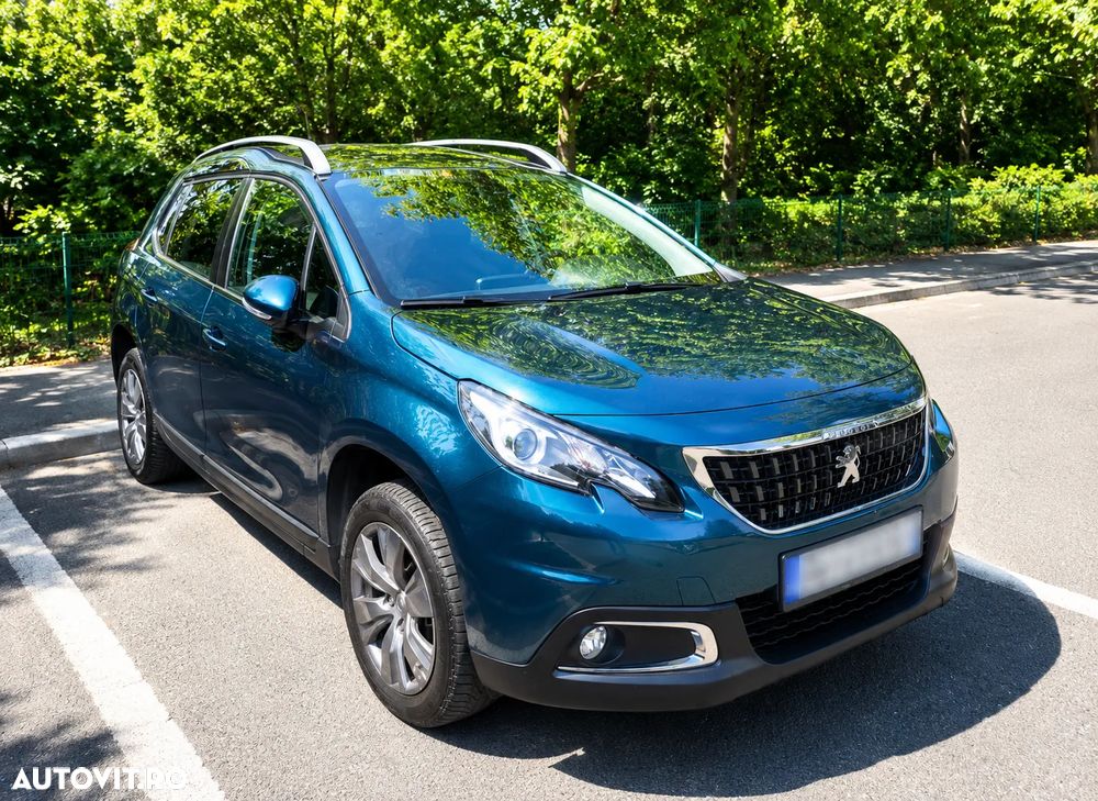 Peugeot 2008 1.2 PureTech Turbo S&S Allure - 3