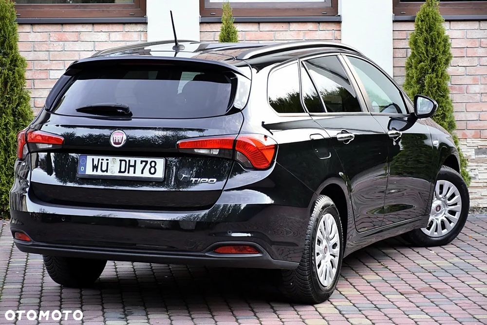 Fiat Tipo 1.4 T-Jet 16v Lounge - 11