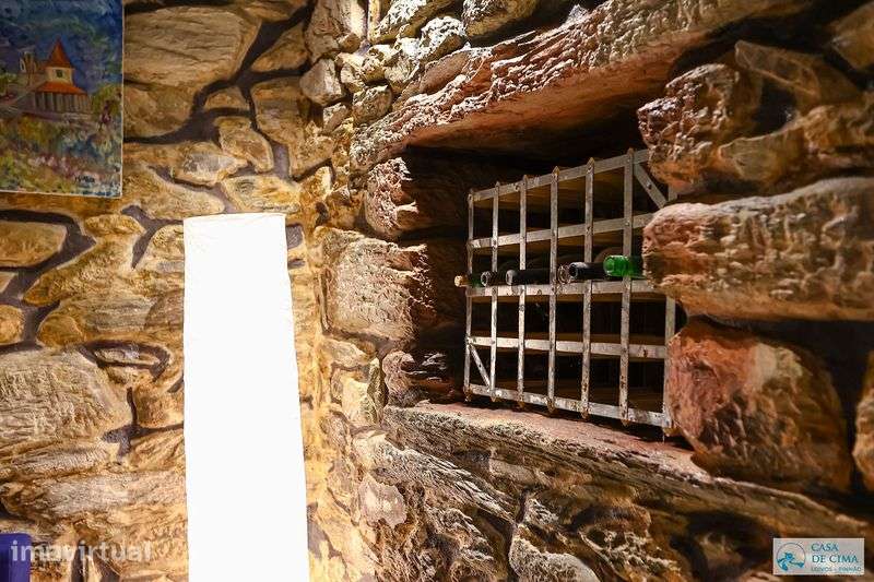 Moradia Renovada no Douro com licença AL | Excelente Investimento - Grande imagem: 4/8