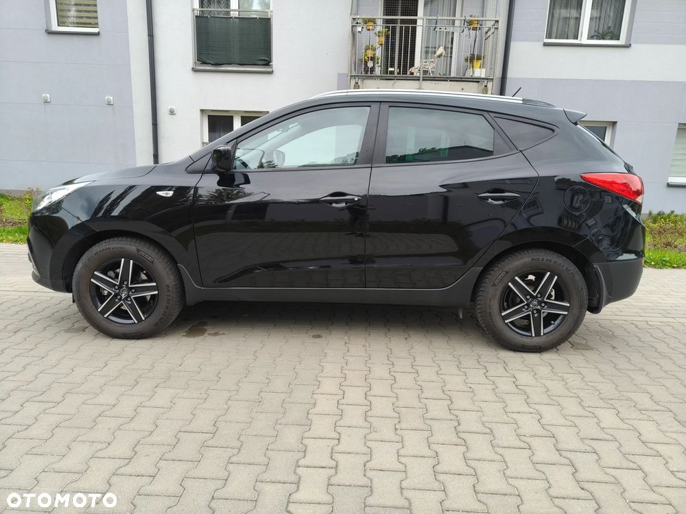 Hyundai ix35 1.6 2WD Fifa World Cup Edition - 24