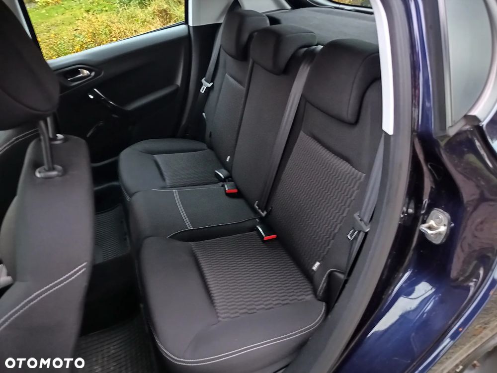 Peugeot 208 BlueHDi 100 Active - 16