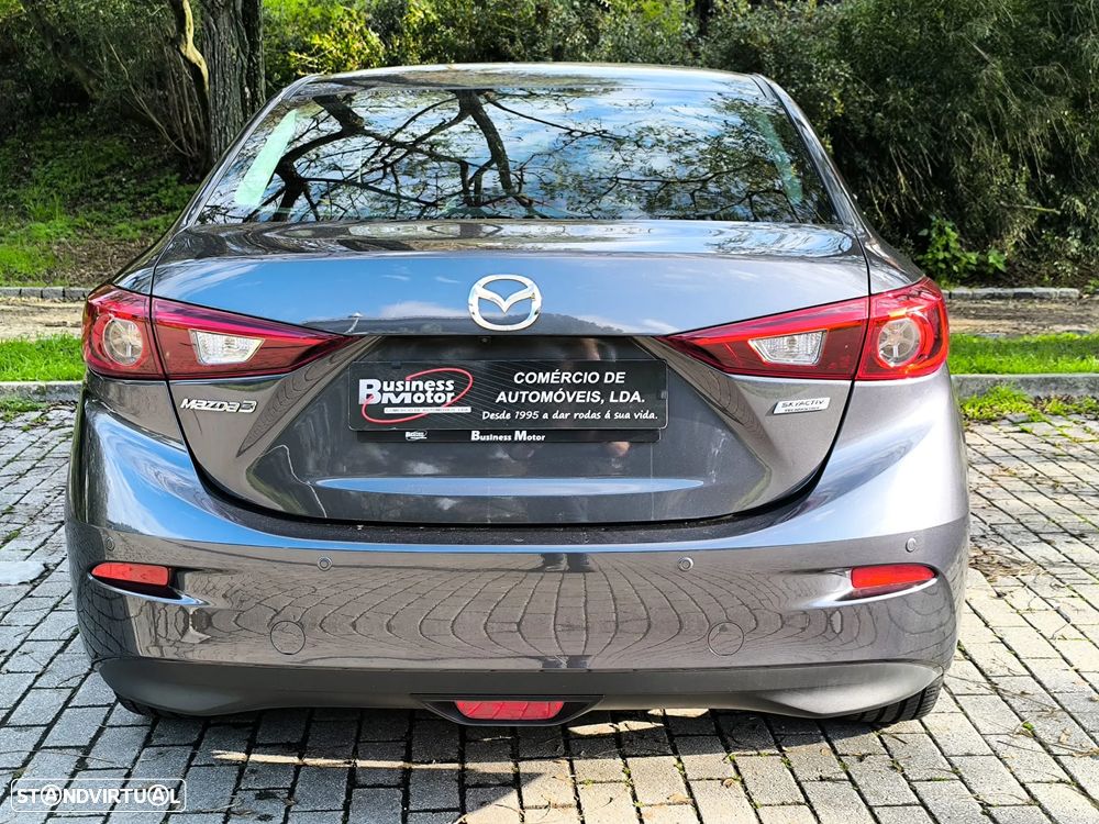 Mazda 3 Hatchback - 4