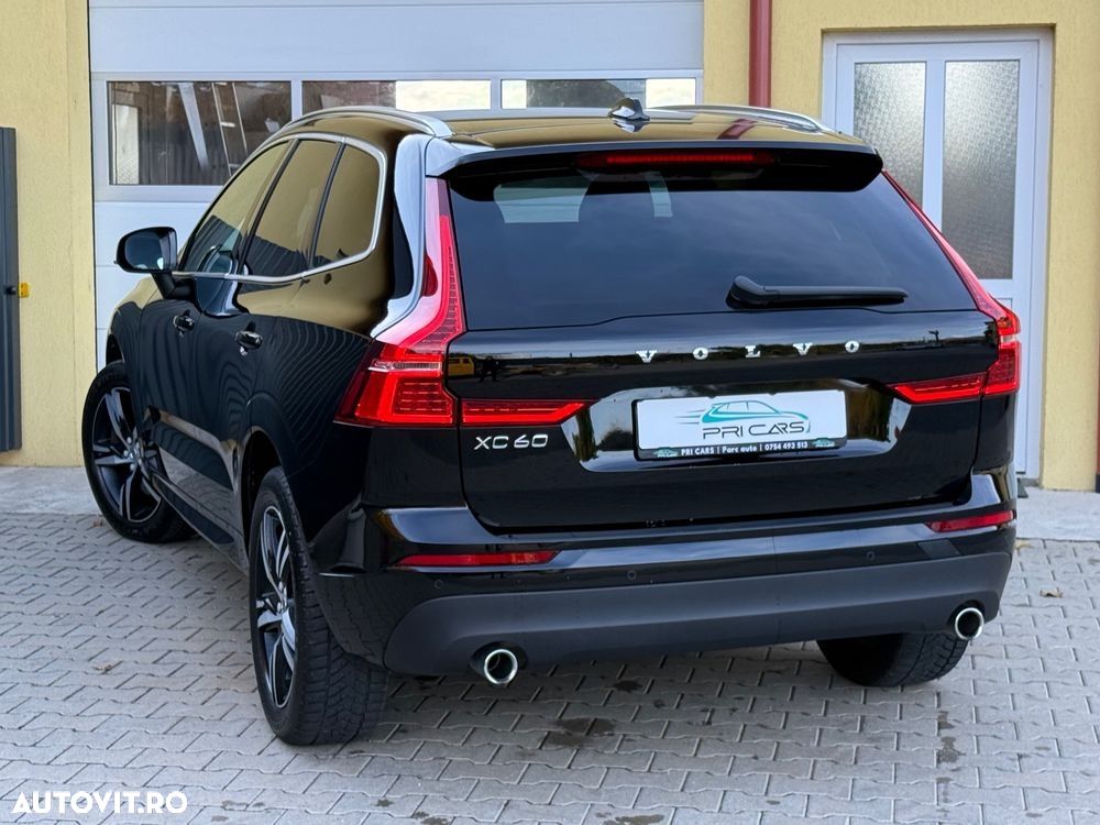 Volvo XC 60 B4 D AWD Geartronic Momentum - 4