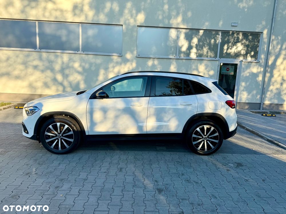 Mercedes-Benz GLA 200 Business Edition - 7