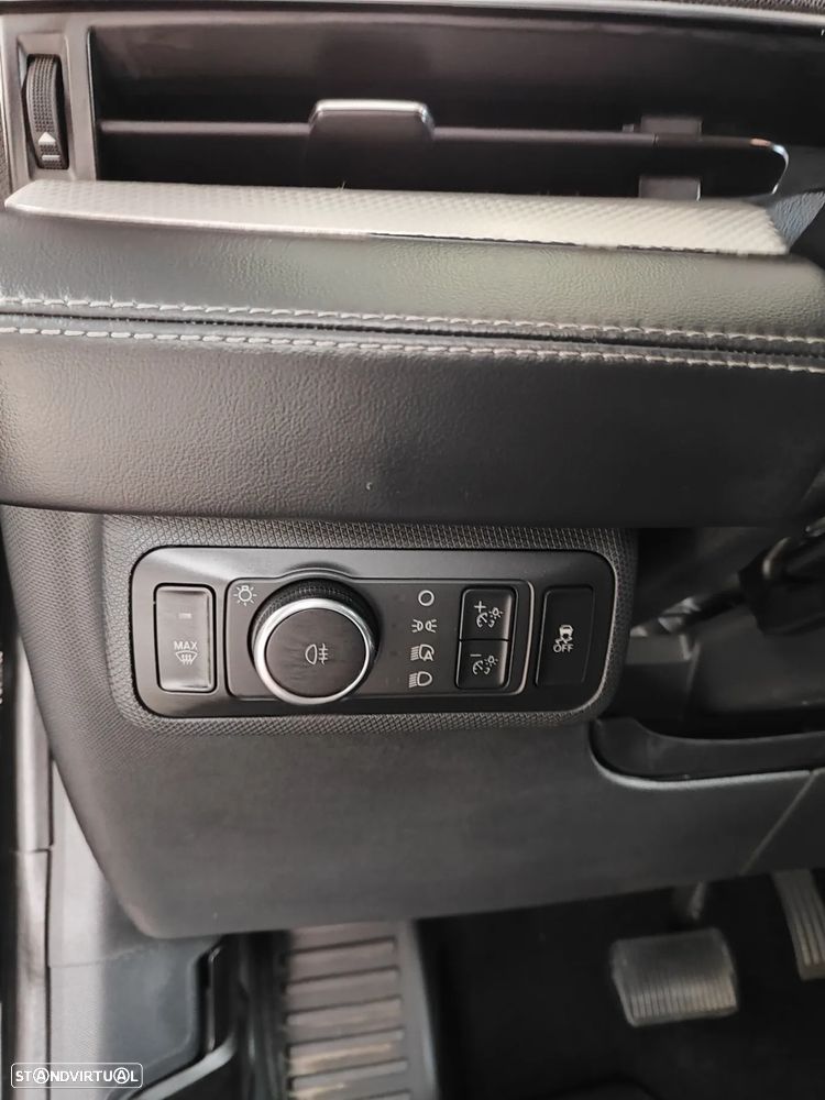 Ford Mustang Mach-E 98.7 kWh Premium - 28