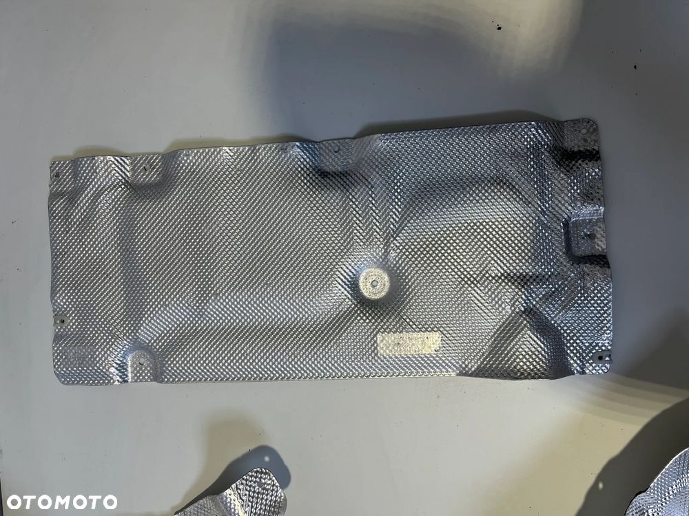 BMW X3 G01 X4 G02 IZOLACJA TERMICZNA ZBIORNIKA PALIWA BAKU 51487394748 - 12