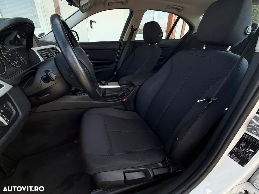 BMW Seria 3 318d Modern Line - 9