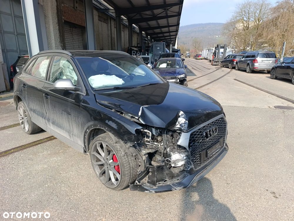 Audi RS Q3 2.5 TFSI quattro S tronic performance - 4