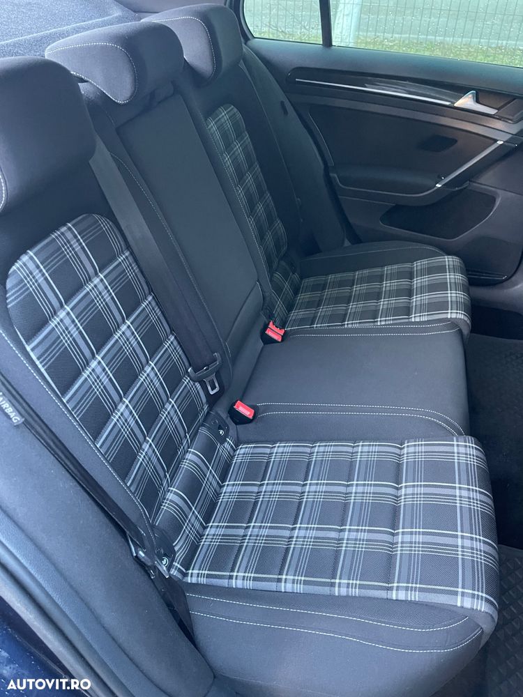 Volkswagen Golf 2.0 TDI DPF BMT GTD - 10