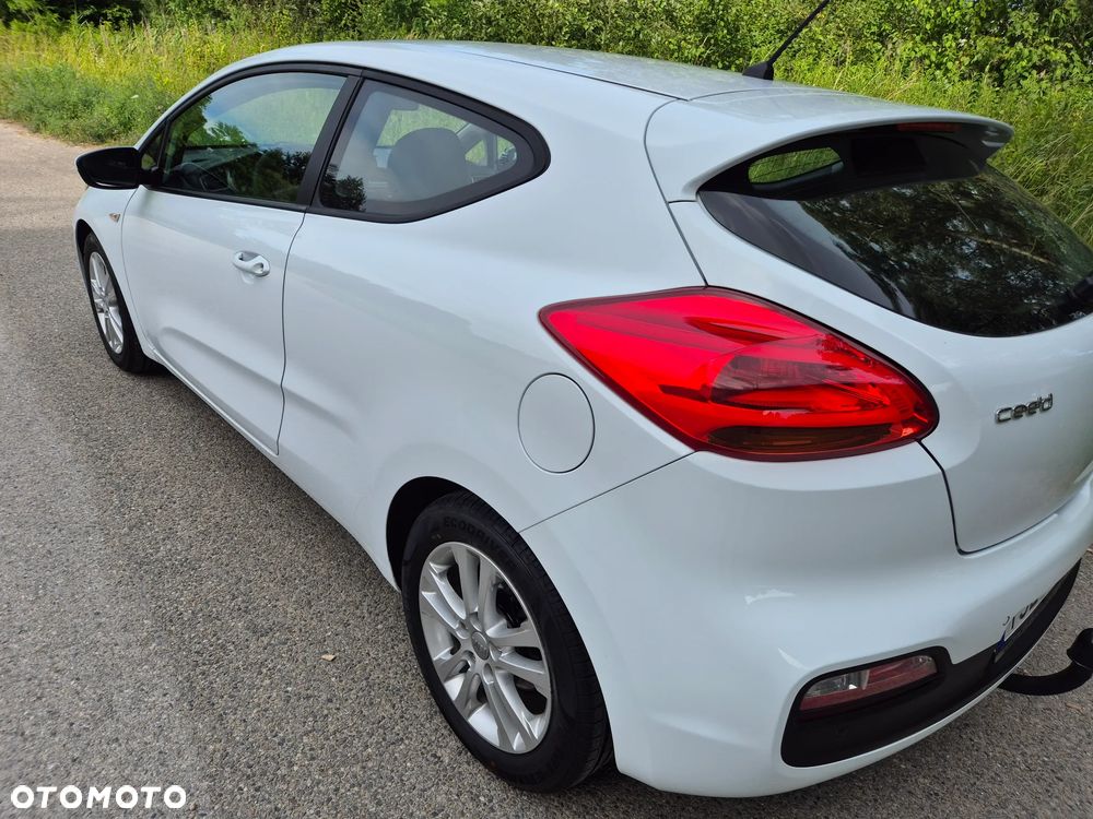 Kia ProCeed 1.6 GDI L - 15