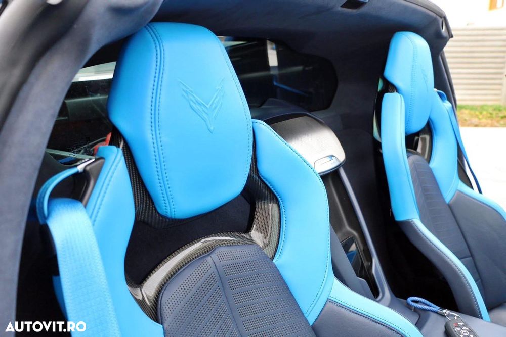 Chevrolet Corvette Stingray 3LT 6.2 V8 Automatik - 9