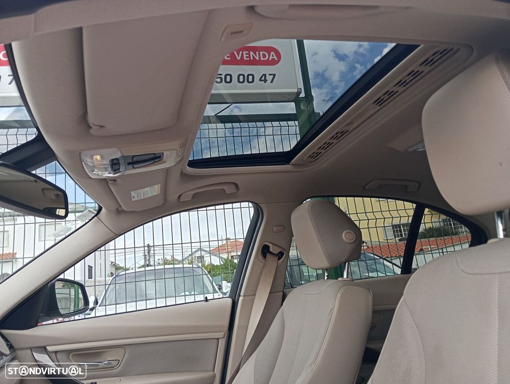 BMW 320 i Auto Line Modern - 8