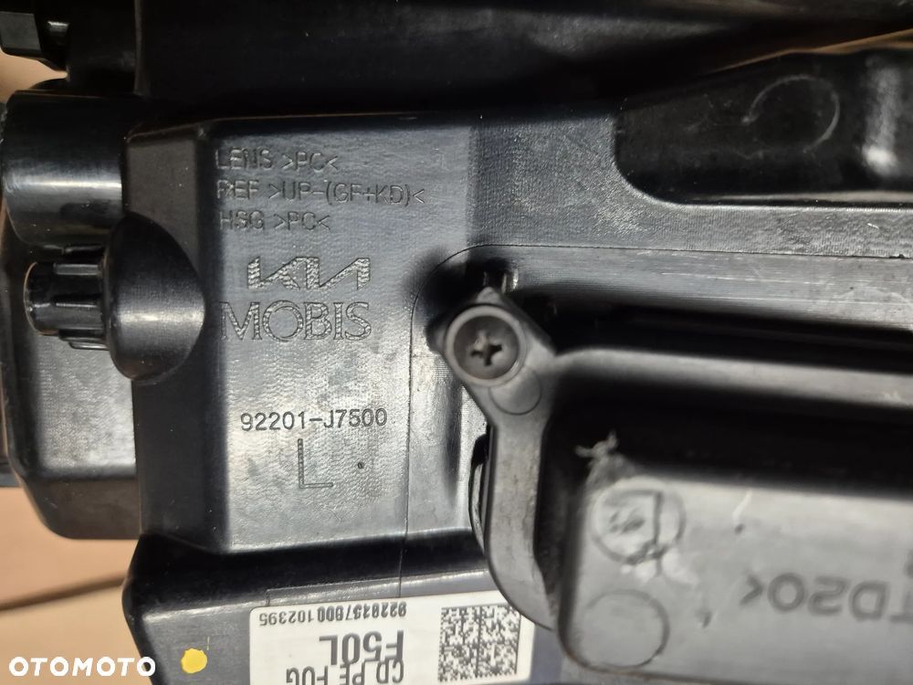 KIA Ceed 3 III halogen lewy.Lifting 2021-2024 - 8