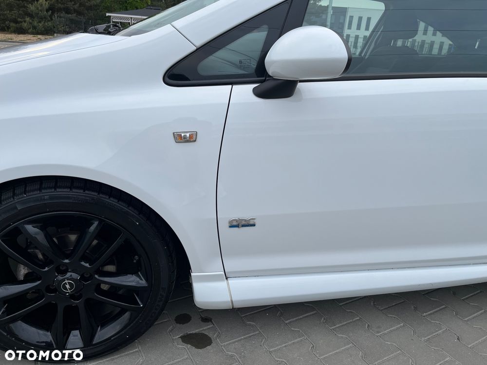 Opel Corsa - 8
