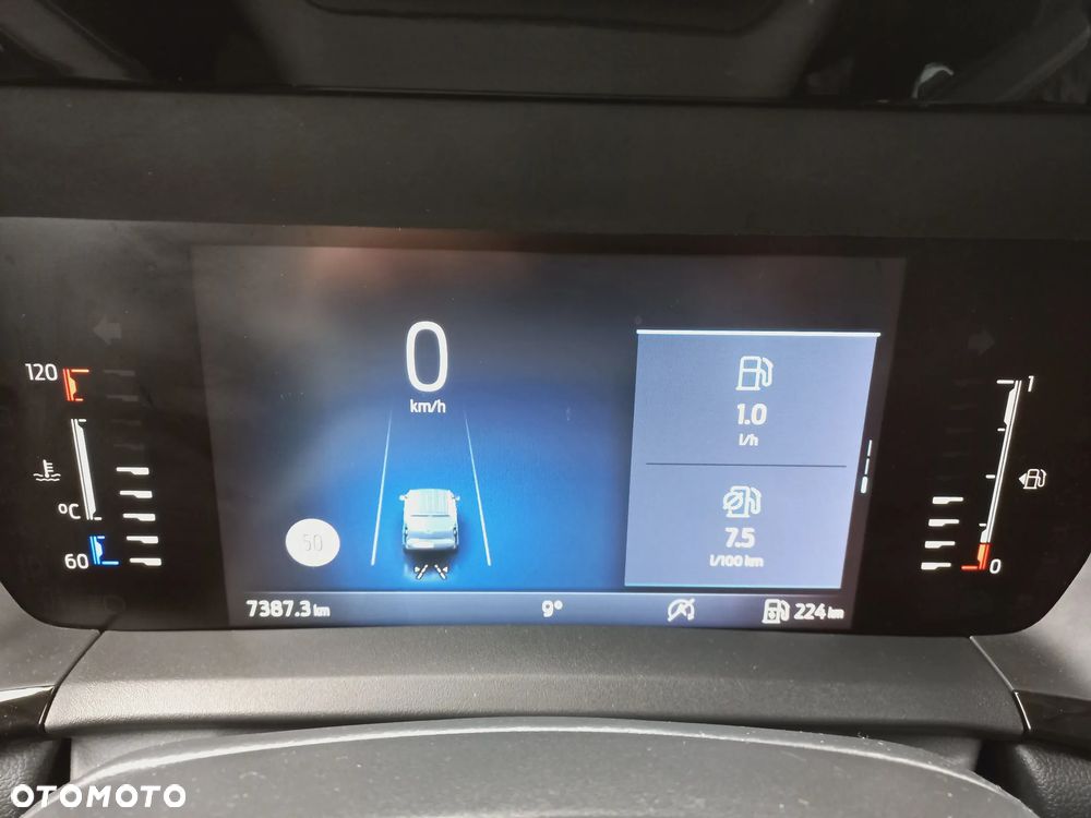 Ford Transit Courier - 30