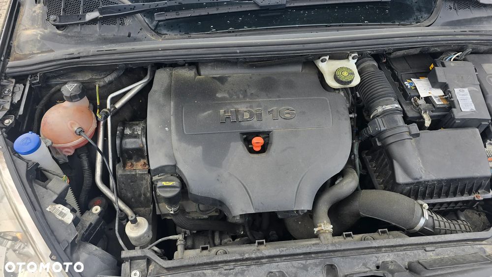 Peugeot 308 - 16