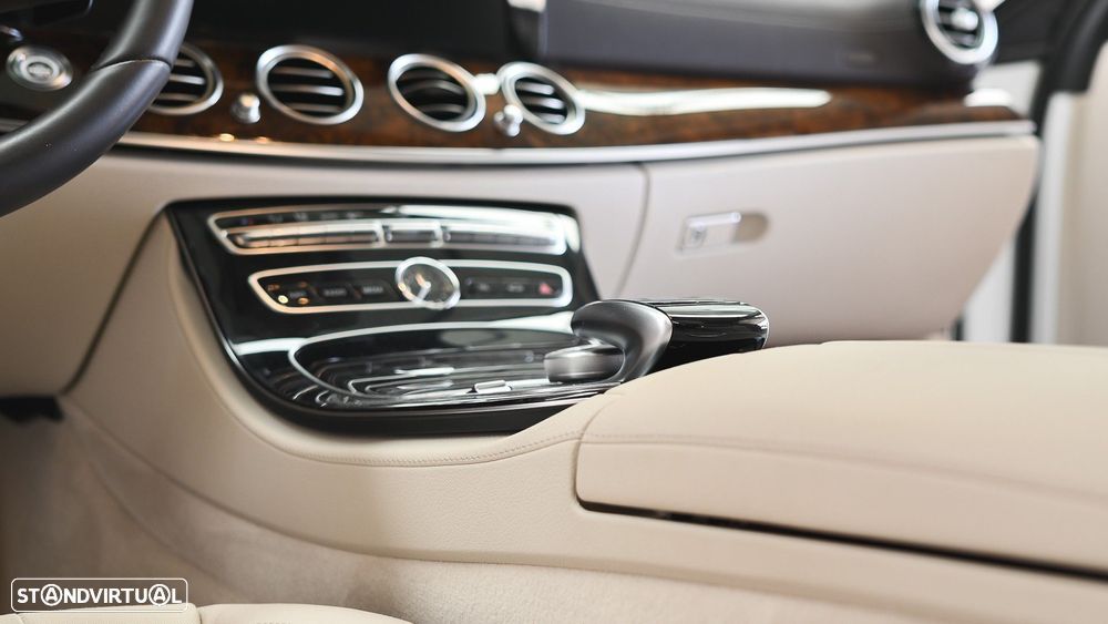 Mercedes-Benz E 300 de 4Matic T 9G-TRONIC Avantgarde - 56