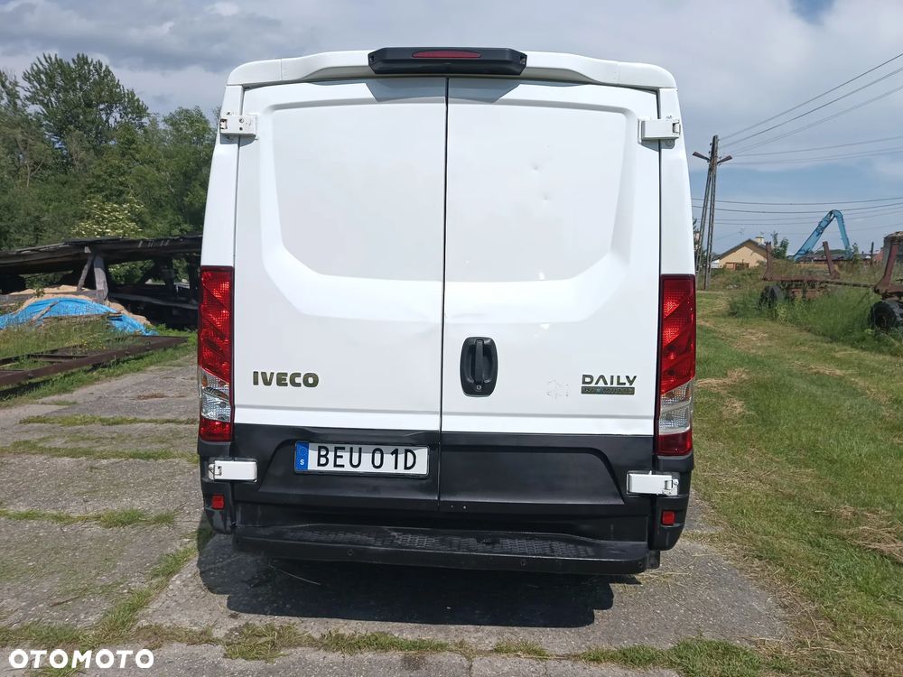 Iveco Daily L1H1 2.3 diesel 116 kM, automat 2019 rok EURO 6! WEBASTO, czujniki parkowania, sprowadzony ze Szwecji- NISKI ORGINALNY PRZEBIEG 146tyś. - 13