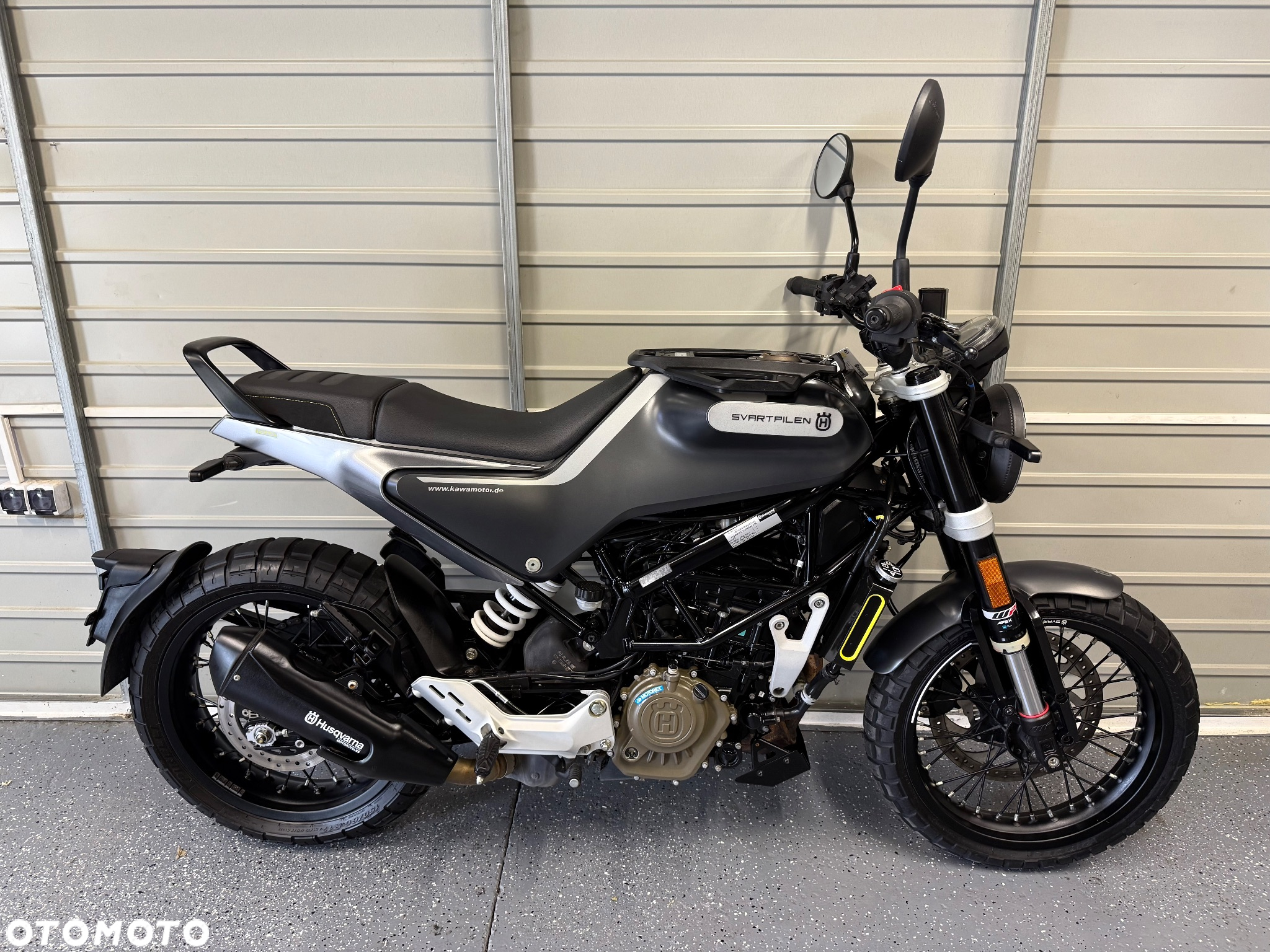 Husqvarna Svartpilen - 2