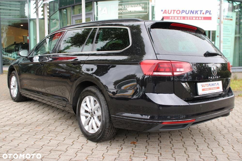 Volkswagen Passat - 7
