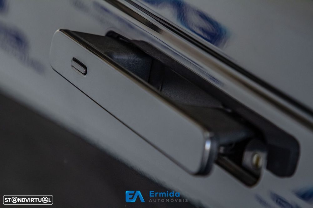 Land Rover Range Rover Velar - 21