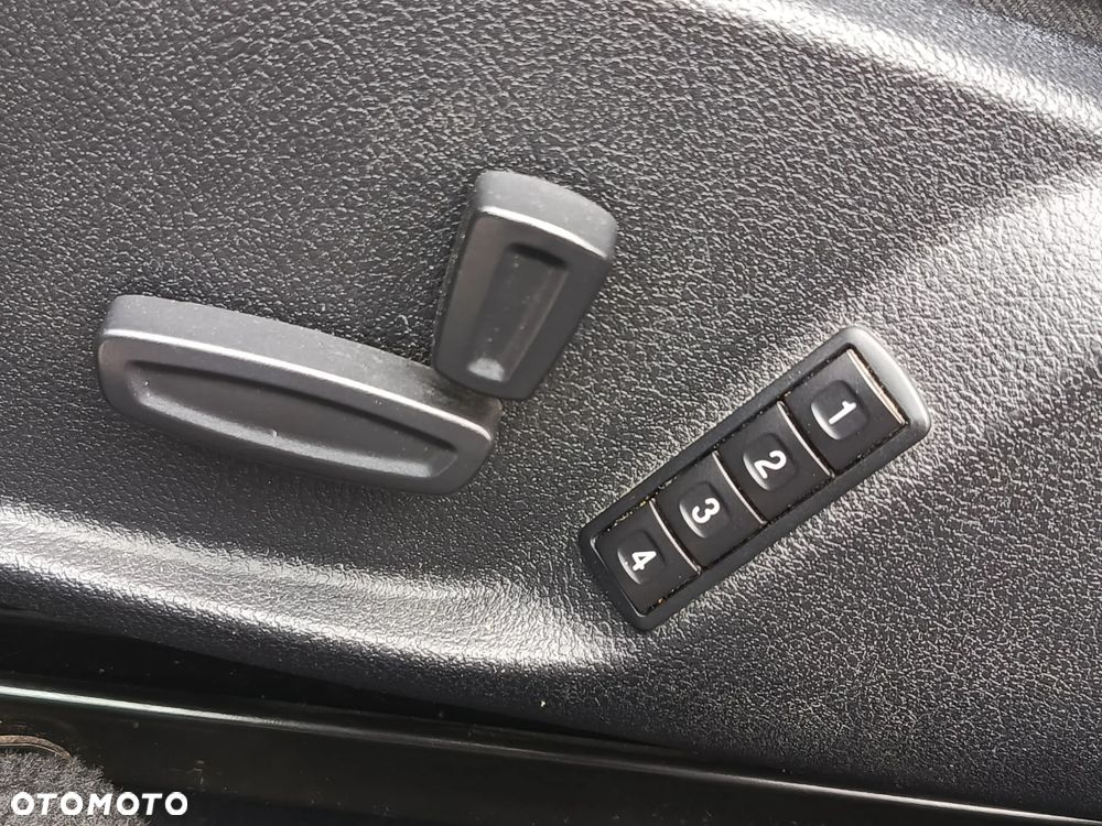Ford Mondeo 2.0 TDCi Titanium S - 9