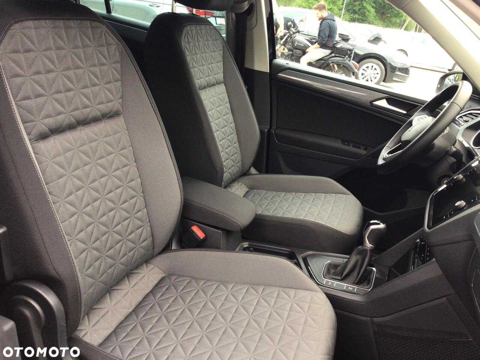 Volkswagen Tiguan 1.5 TSI EVO Life - 14