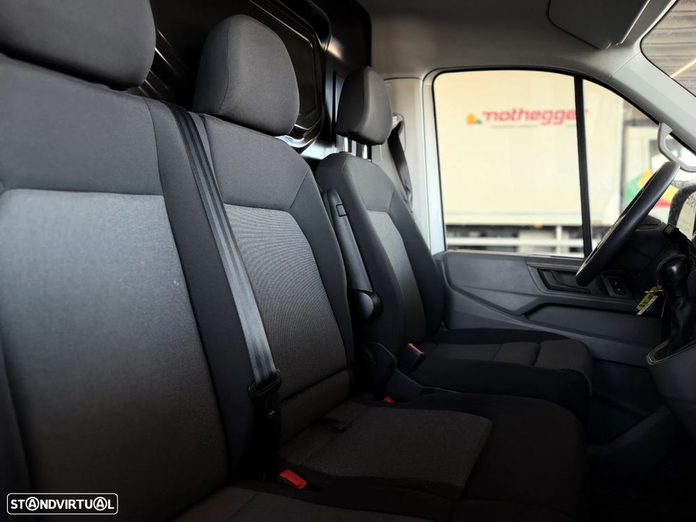 VW E-Crafter 35 L3H3 Premium - 17