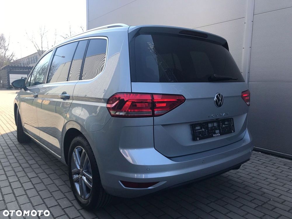 Volkswagen Touran 1.5 TSI EVO Comfortline Plus DSG - 4