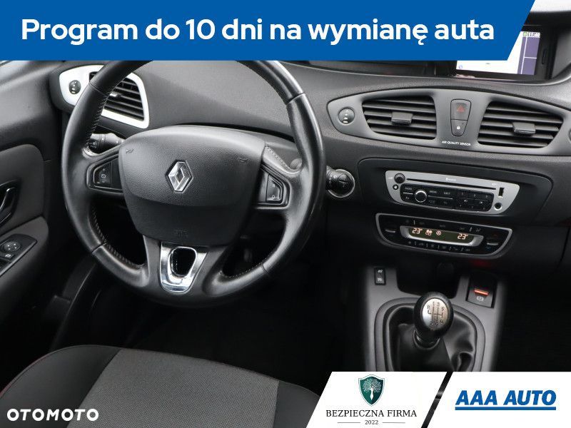 Renault Grand Scenic - 8