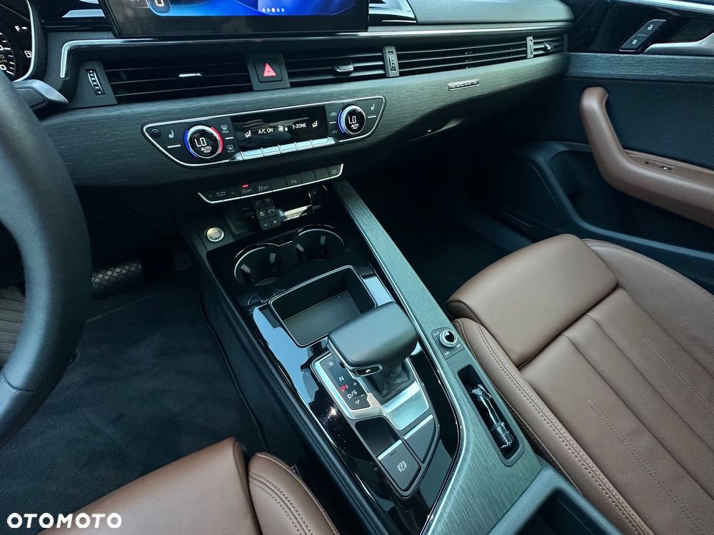 Audi A4 Limousine - 23