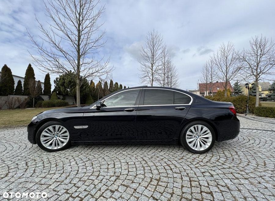 BMW Seria 7 750d xDrive - 9