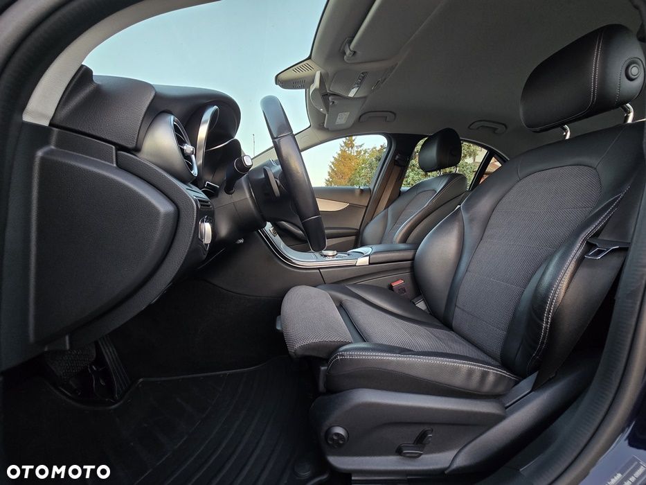 Mercedes-Benz Klasa C 220 d 9G-TRONIC - 29