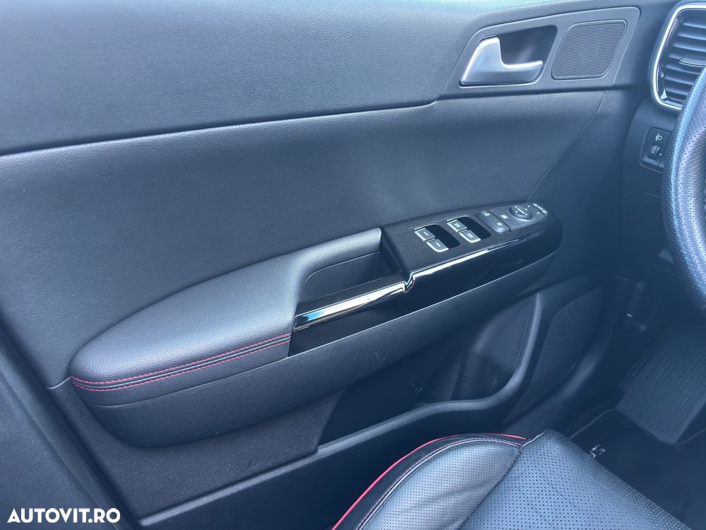 Kia Sportage 1.6 T-GDI AWD Aut. GT Line - 19