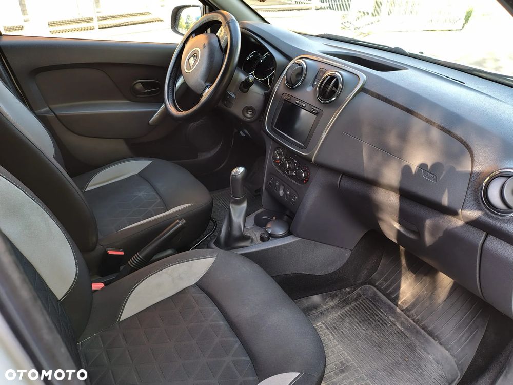 Dacia Sandero Stepway 0.9 TCe Laureate - 17