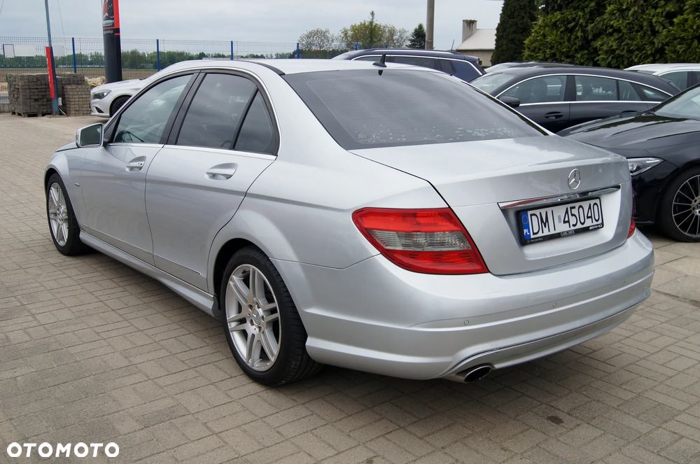 Mercedes-Benz Klasa C 250 CDI Avantgarde Edition - 37