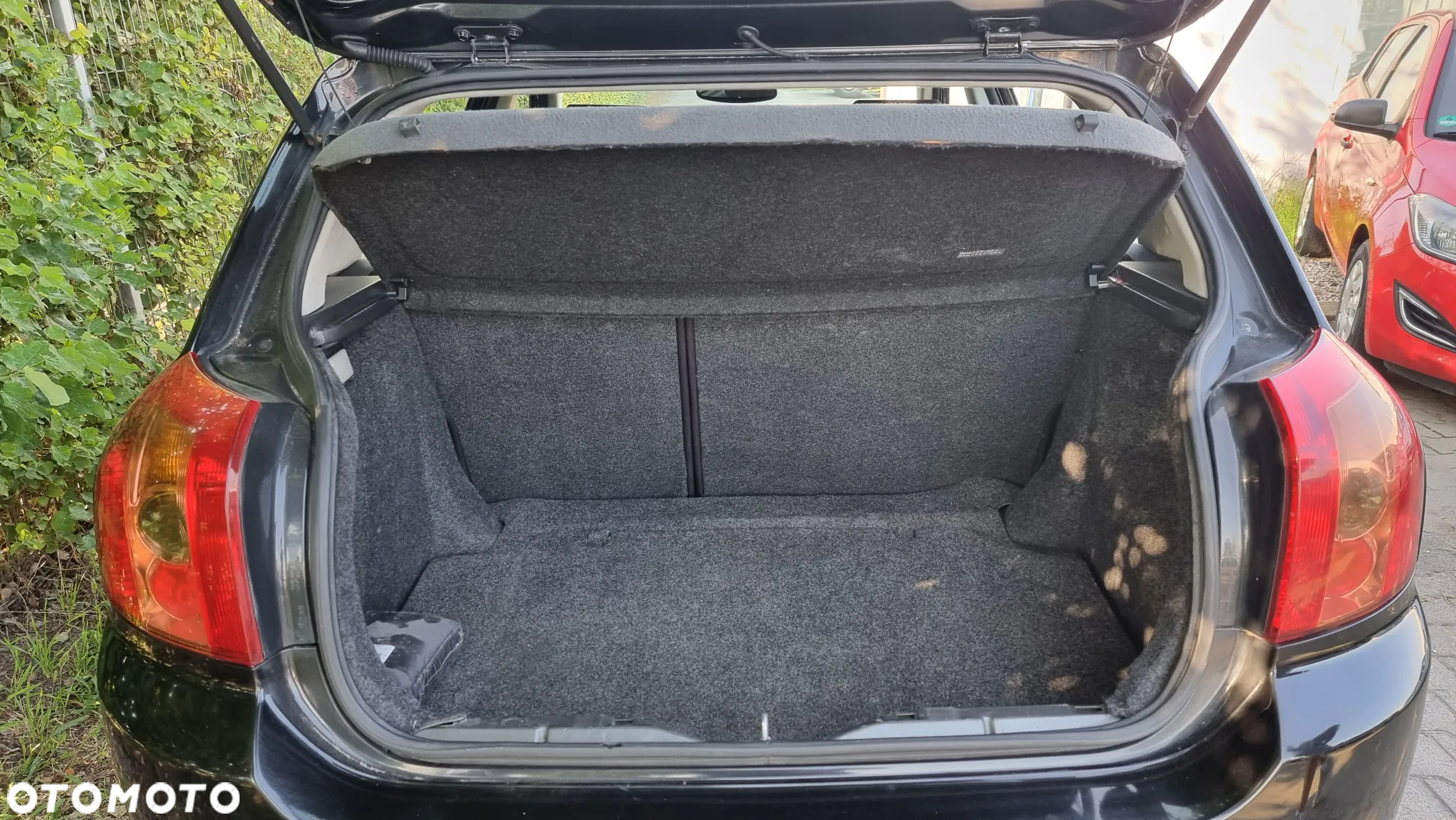 Toyota Corolla 1.4 D-4D Sol - 14
